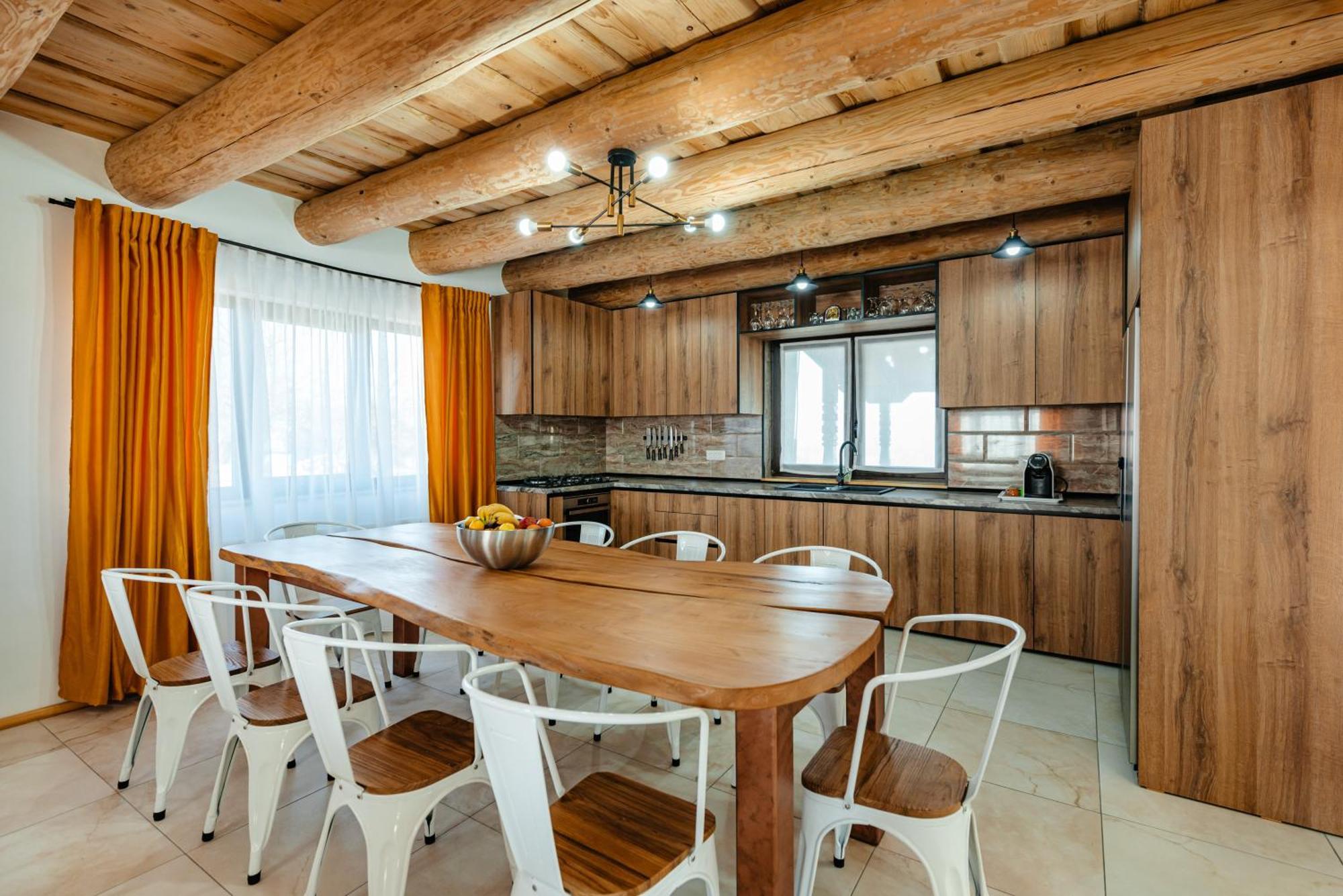 Casa Davana คลูจ-นาโปกา ภายนอก รูปภาพ