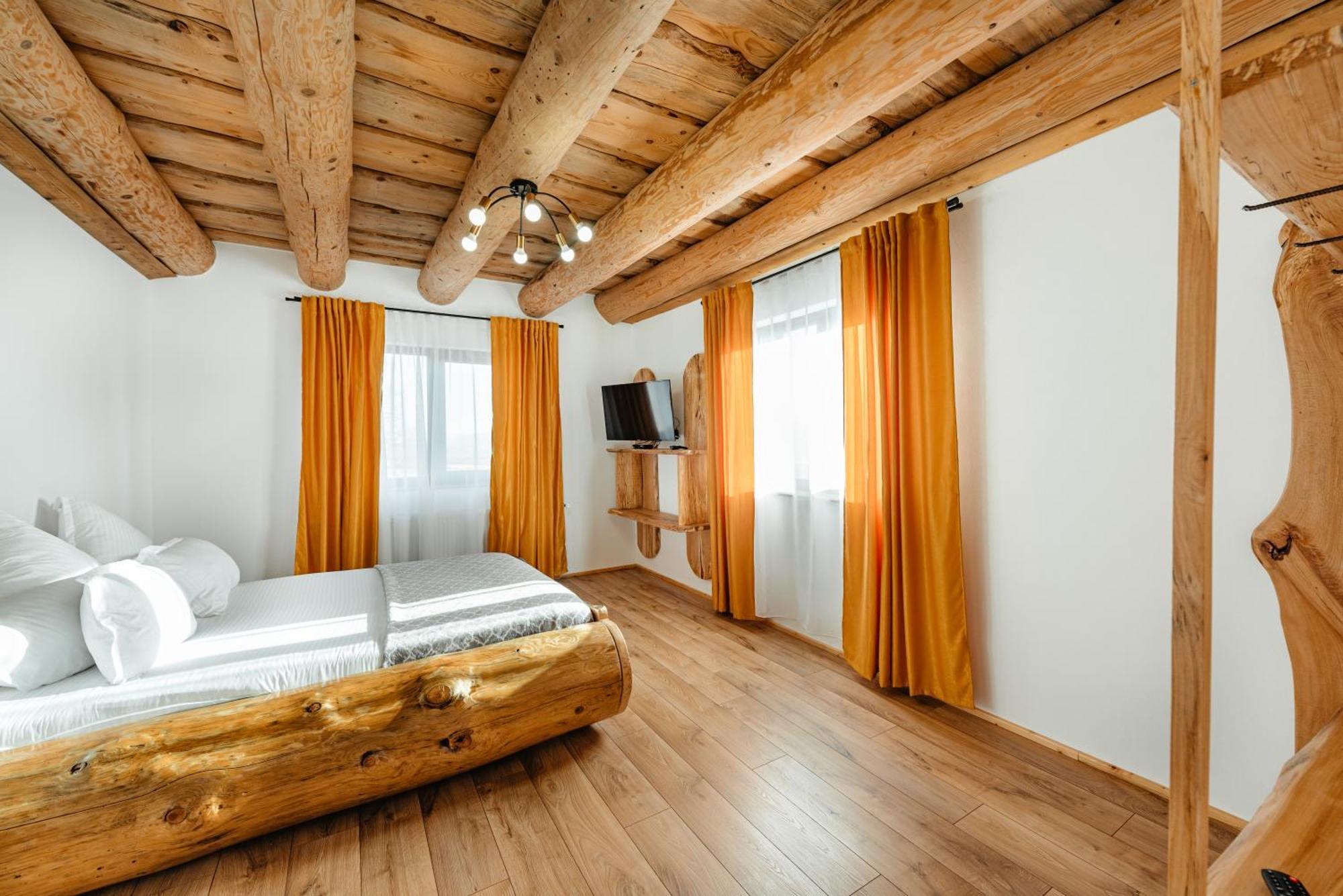 Casa Davana คลูจ-นาโปกา ภายนอก รูปภาพ